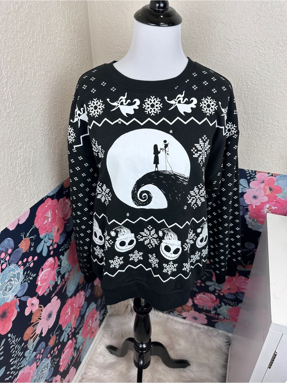 Nightmare Before Christmas Jack Skellington Holiday Light Up Sweatshirt Medium